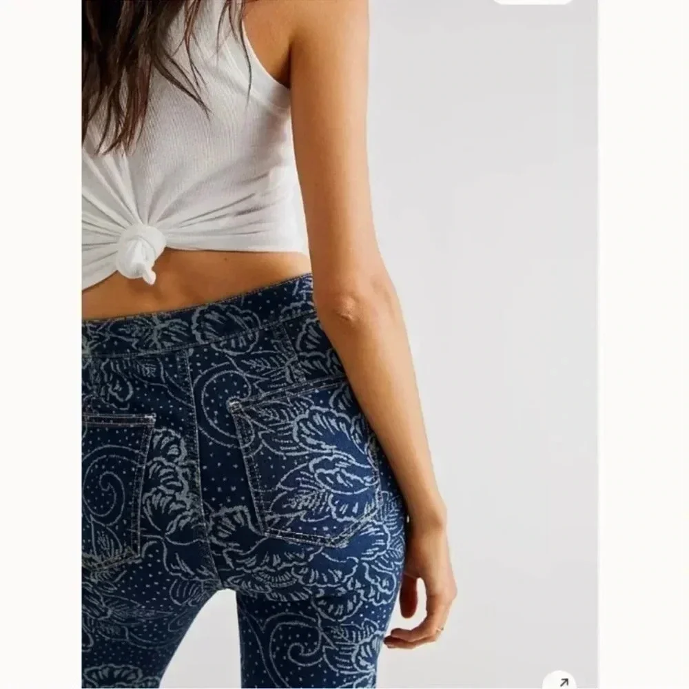 Free People Printed Flare Jeans Blue 28